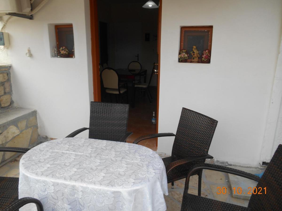 Melios Rooms Petalídhion Eksteriør bilde
