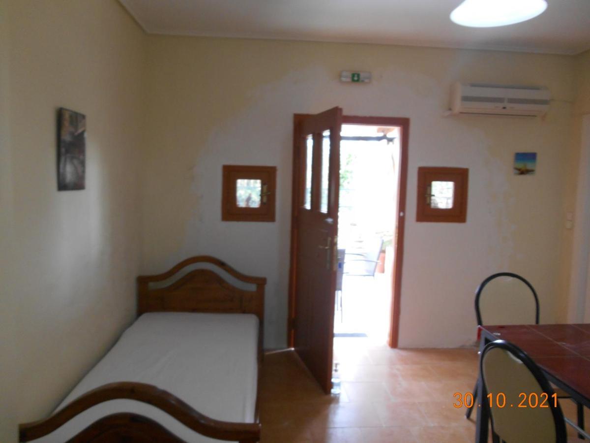 Melios Rooms Petalídhion Eksteriør bilde