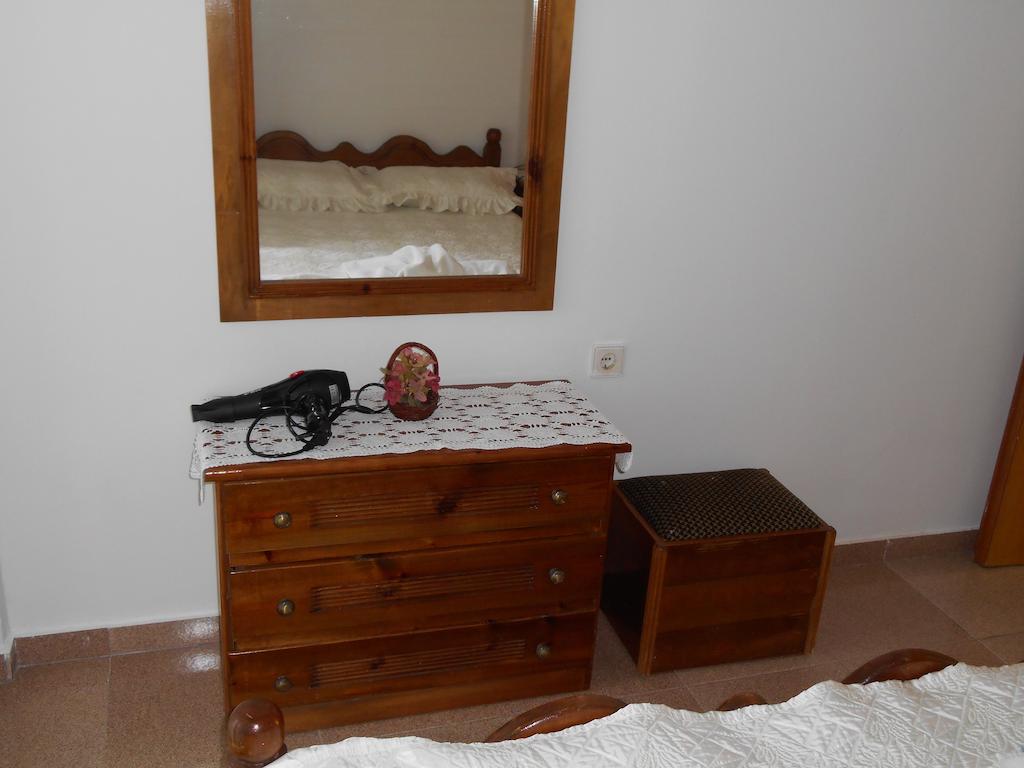 Melios Rooms Petalídhion Eksteriør bilde